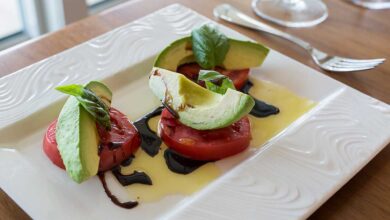 Tomato & Avocado Salad